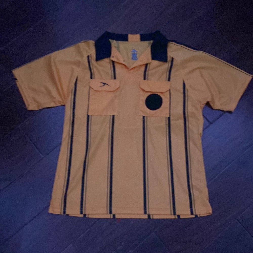 vintage yellow & black striped bowing tee